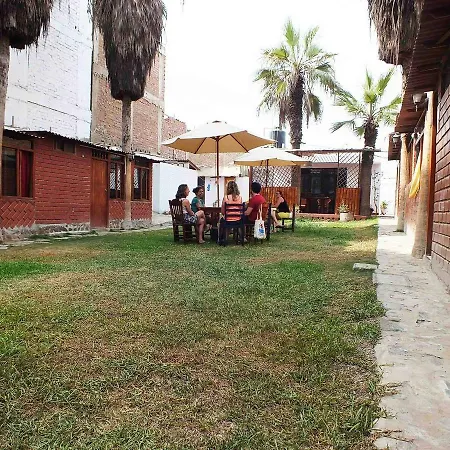 Penzion Casa Camelias Huanchaco